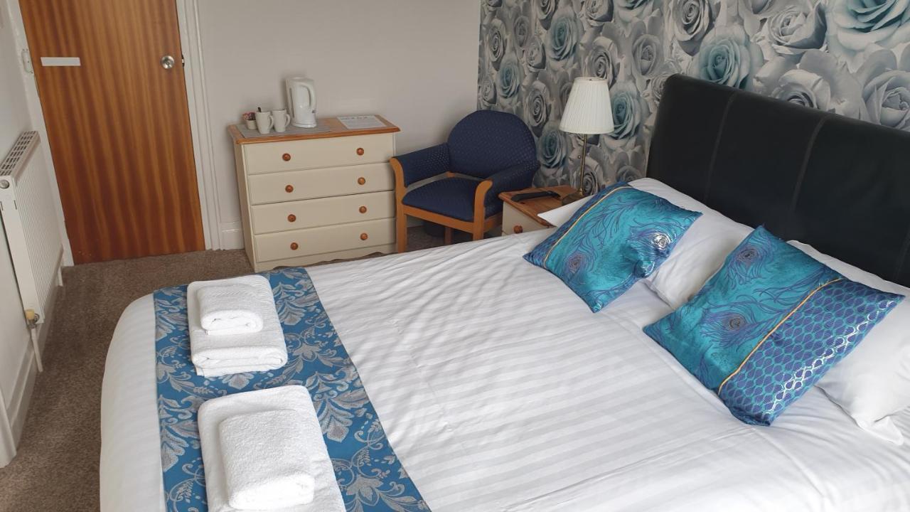Hotel242 Μπλάκπουλ Εξωτερικό φωτογραφία