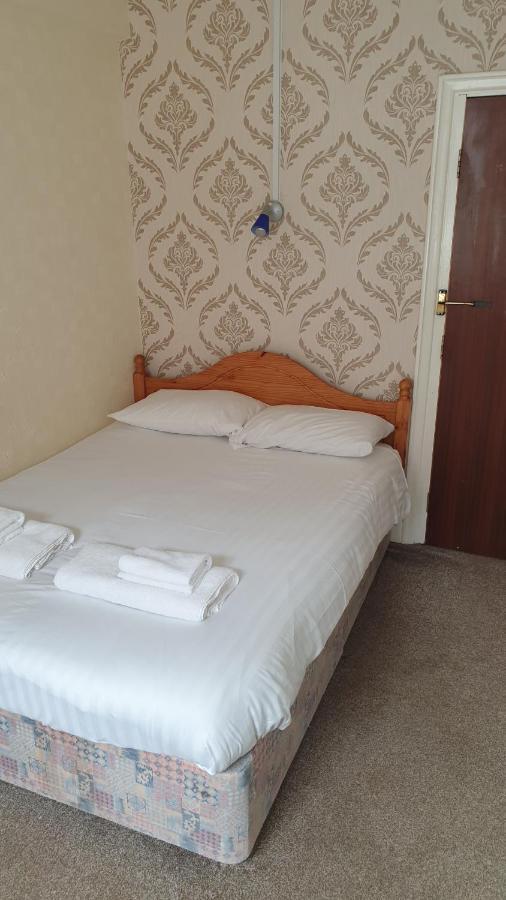 Hotel242 Μπλάκπουλ Εξωτερικό φωτογραφία